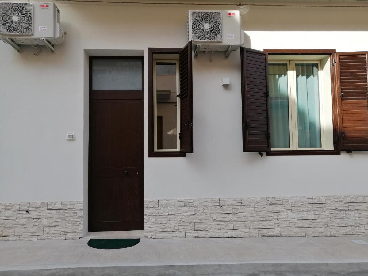 Cocciu D'Amuri Avola Bagian luar foto